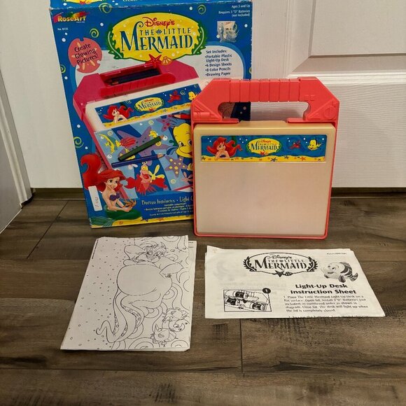 Vintage 1997 Rose Art Disney the Little Mermaid Light Up Desk, read - Picture 1 of 11